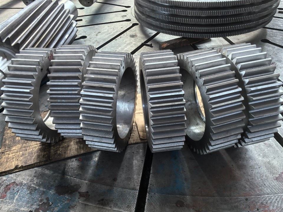 Gear And Gear Shaft suppliers